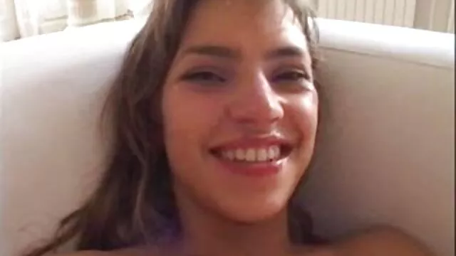 สองสาว busty ดู คลิป วีดีโอ หนัง x สนุกกับการขี่ไก่ตัวหนึ่ง