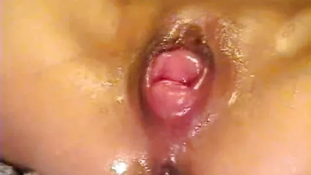 ใหญ่ ก้น และ ปลอม tittied กระเทยแปลงเพศ วีดีโอ โปั Valeria Danae เป็น ระยำ ใน ยืด ทวารหนัก