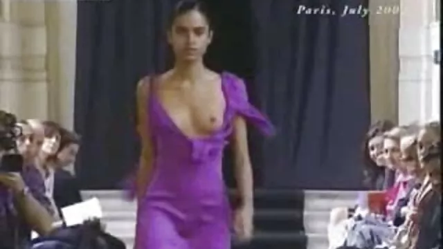 สองคนกอปรกันอย่างดีมีเพศสัมพันธ์โสเภณีรอยสัก วีดีโอ หนัง โป๊ busty ที่เหงือก