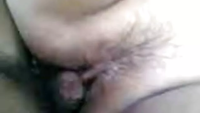Divine brunette bombshell ให้ blowjob วีดีโอ คลิป xx ที่มีทักษะกับไก่ใหญ่