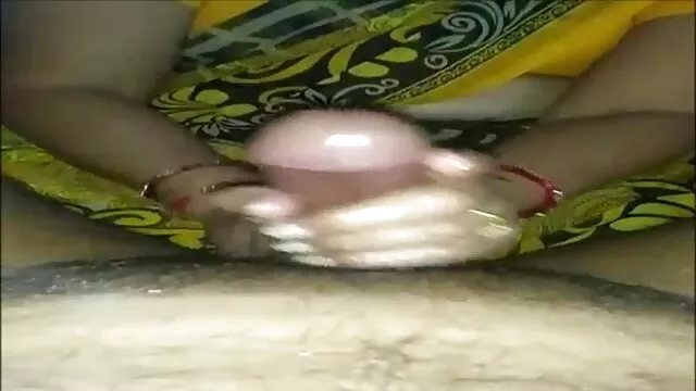 มีเสน่ห์ ผมยาว น่ารัก ทางปาก fucks แข็งแรง ดู วีดีโอ โป๊ ใหญ่โต ไก่ ใน pov
